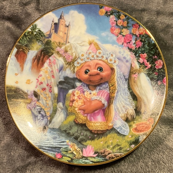 Reco Manufacturers Trolls Other - Vintage Reco Troll Maiden Plate No. 3348TM